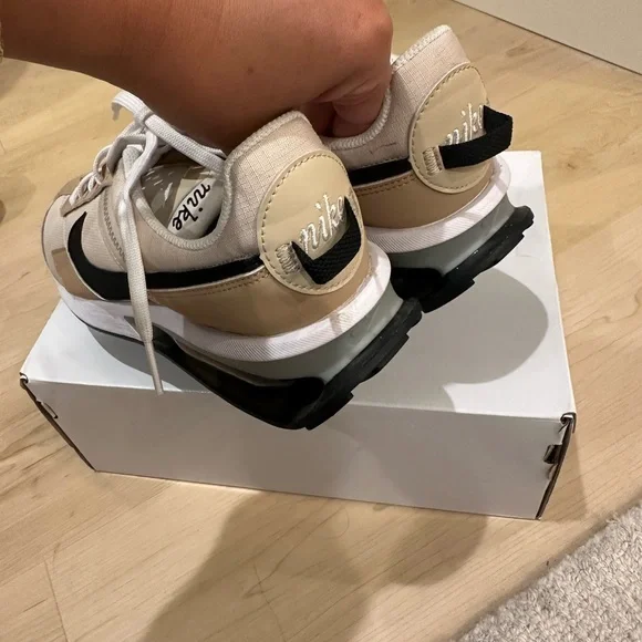 Nike Air Max in Oatmeal /Black hemp Sneakers size 7 - Picture 6 of 10